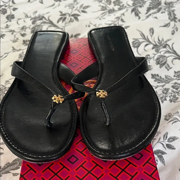 Tory Burch Women's Capri Leather Flip Flop Sandals Sz 8 - Picture 1 of 6